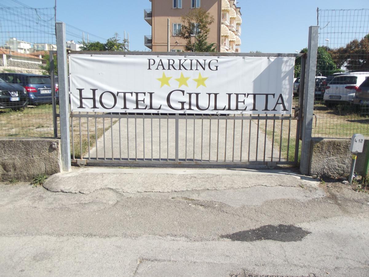 סניגליה Hotel Giulietta מראה חיצוני תמונה